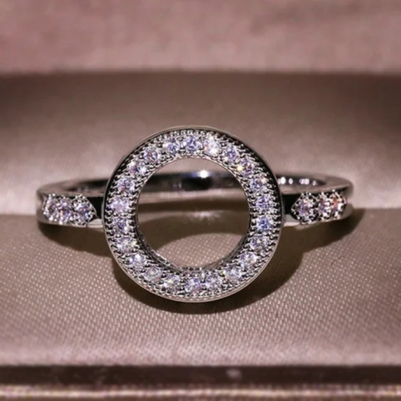 Jewelry - Circle Shape 925 Sterling Silver Ring